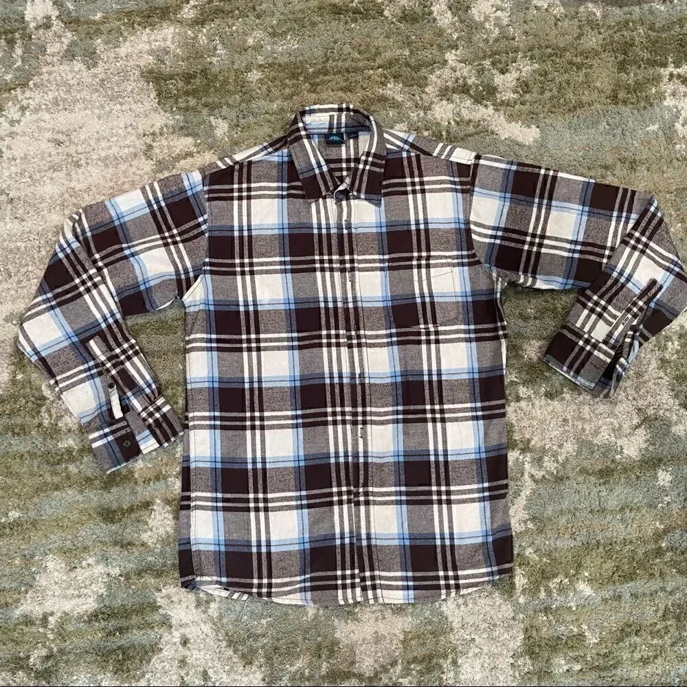 91. Mens size L Burnside long sleeve button down gently used